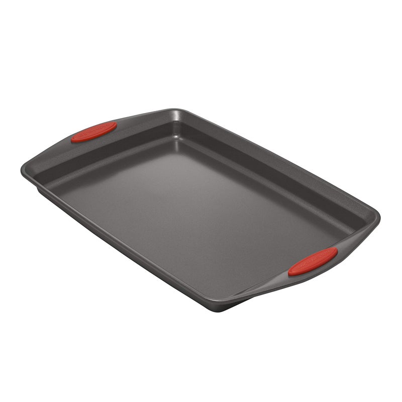 Rachael Ray Nonstick Bakeware with Grips includes Nonstick Bread Pan, Baking Pan, Cake Pans and Cookie Sheet / Baking Sheet - 5 Piece, Gray with Red Grips - Image 5